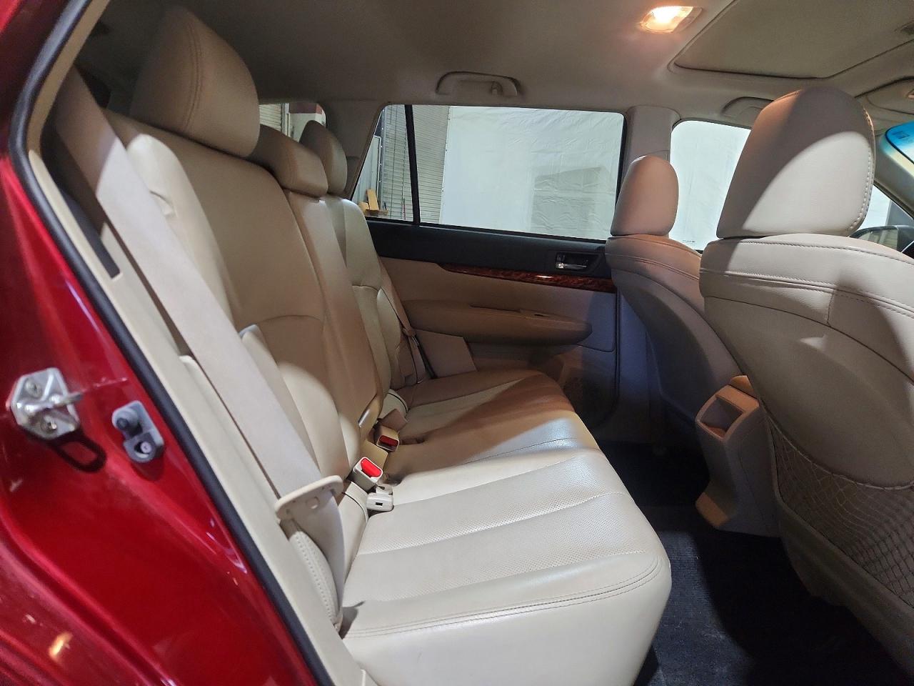 2011 Subaru Outback 3.6r Limited Red vin: 4S4BRDKC7B2399246