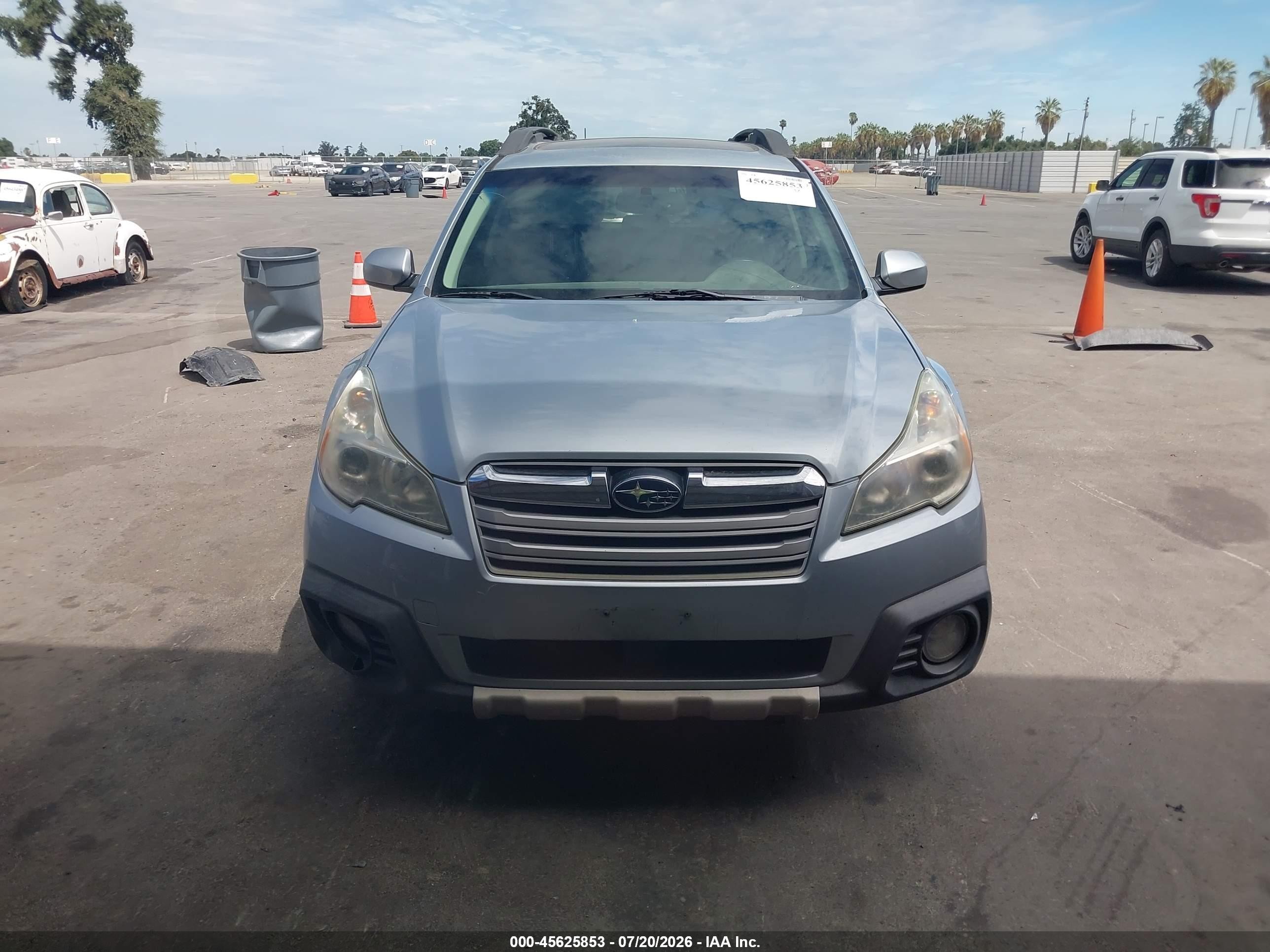 2013 Subaru Outback 3.6r Limited Silver vin: 4S4BRDKC7D2251116