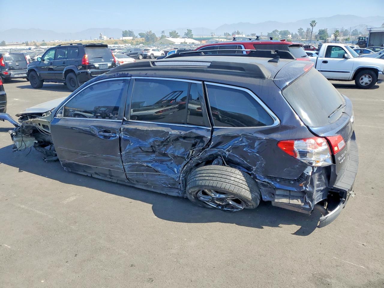 2013 Subaru Outback Blue vin: 4S4BRDKC8D2288983