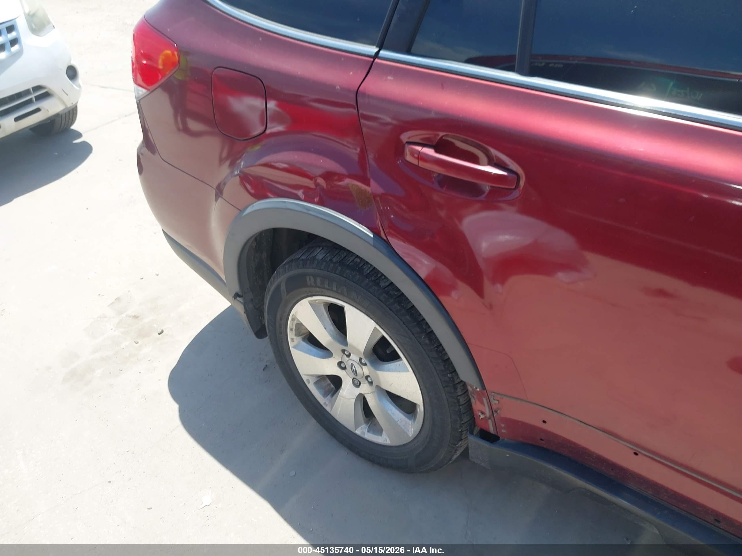 2012 Subaru Outback 3.6r Limited Burgundy vin: 4S4BRDKC9C2201171