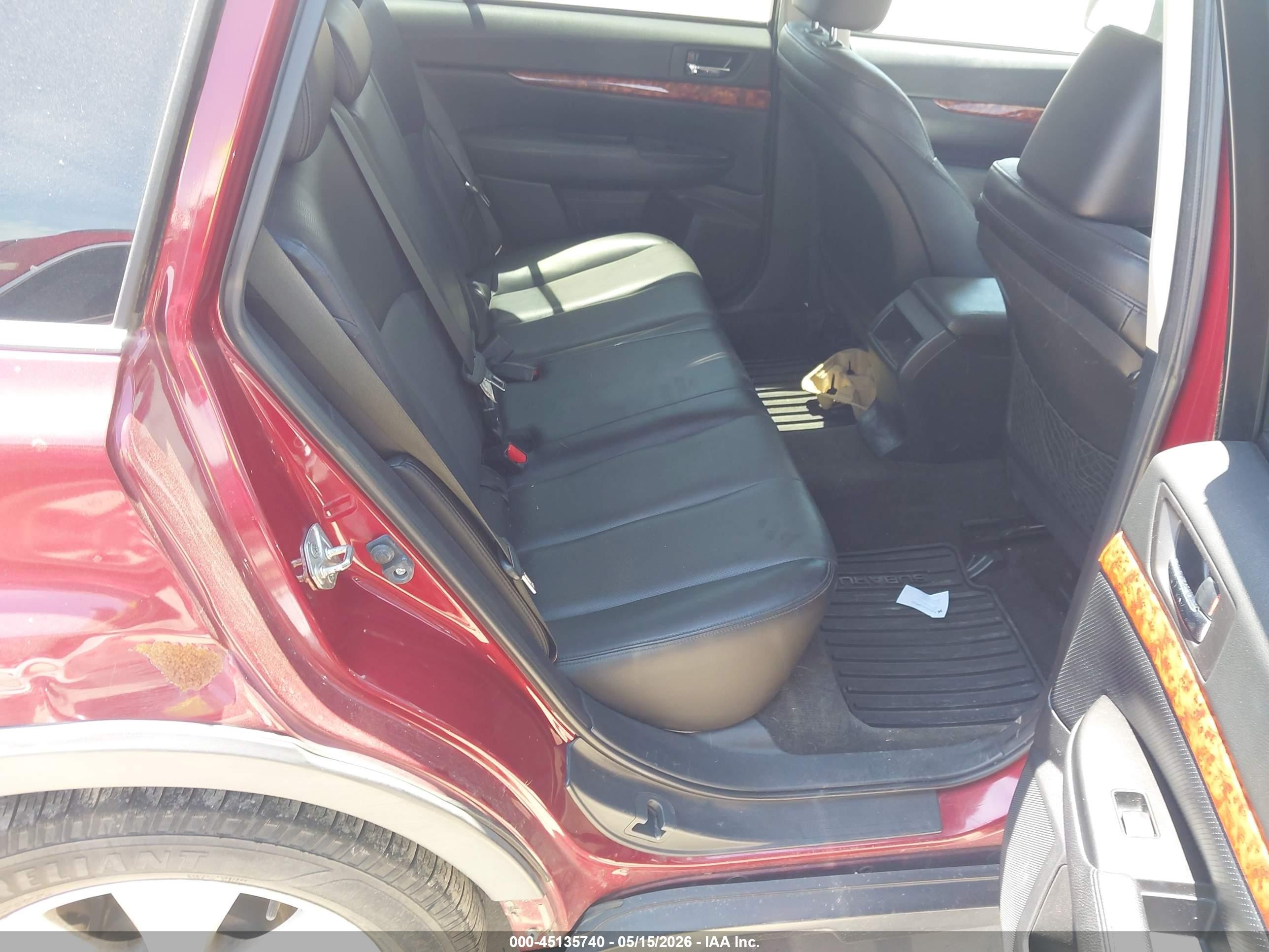 2012 Subaru Outback 3.6r Limited Burgundy vin: 4S4BRDKC9C2201171