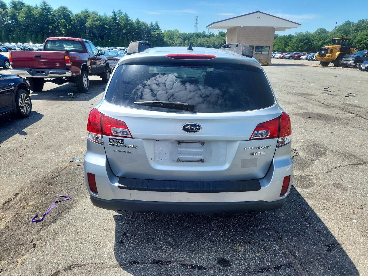 2013 Subaru Outback 3.6r Limited Silver vin: 4S4BRDKC9D2242806