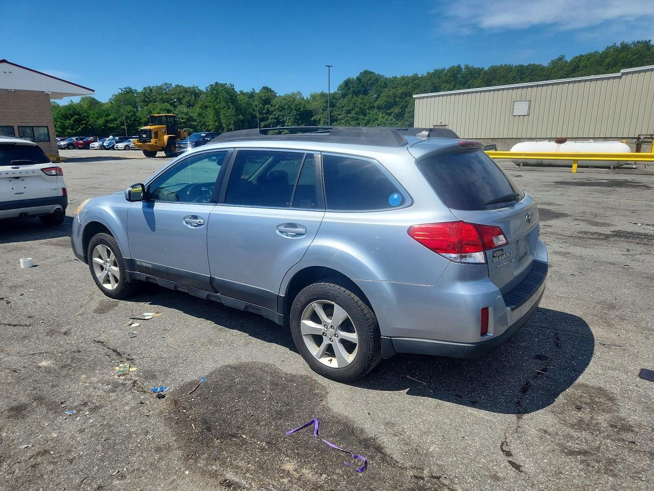 2013 Subaru Outback 3.6r Limited Silver vin: 4S4BRDKC9D2242806
