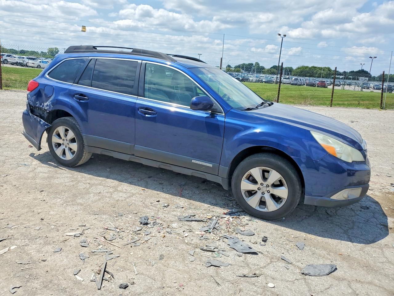 2011 Subaru Outback 3.6r Limited Blue vin: 4S4BRDKCXB2382392