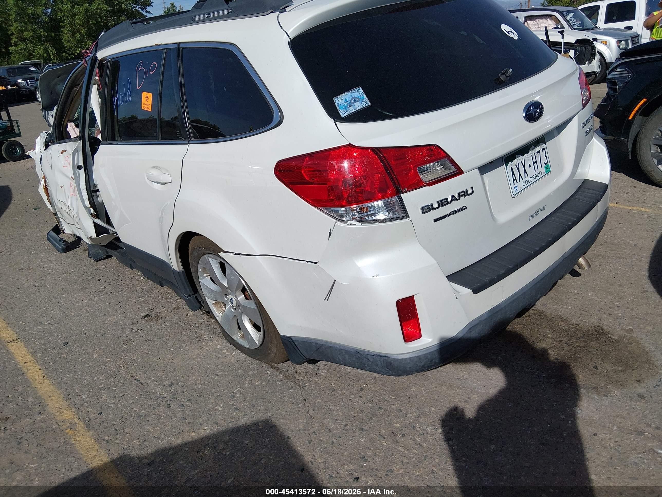 2012 Subaru Outback 3.6r Limited White vin: 4S4BRDKCXC2228248