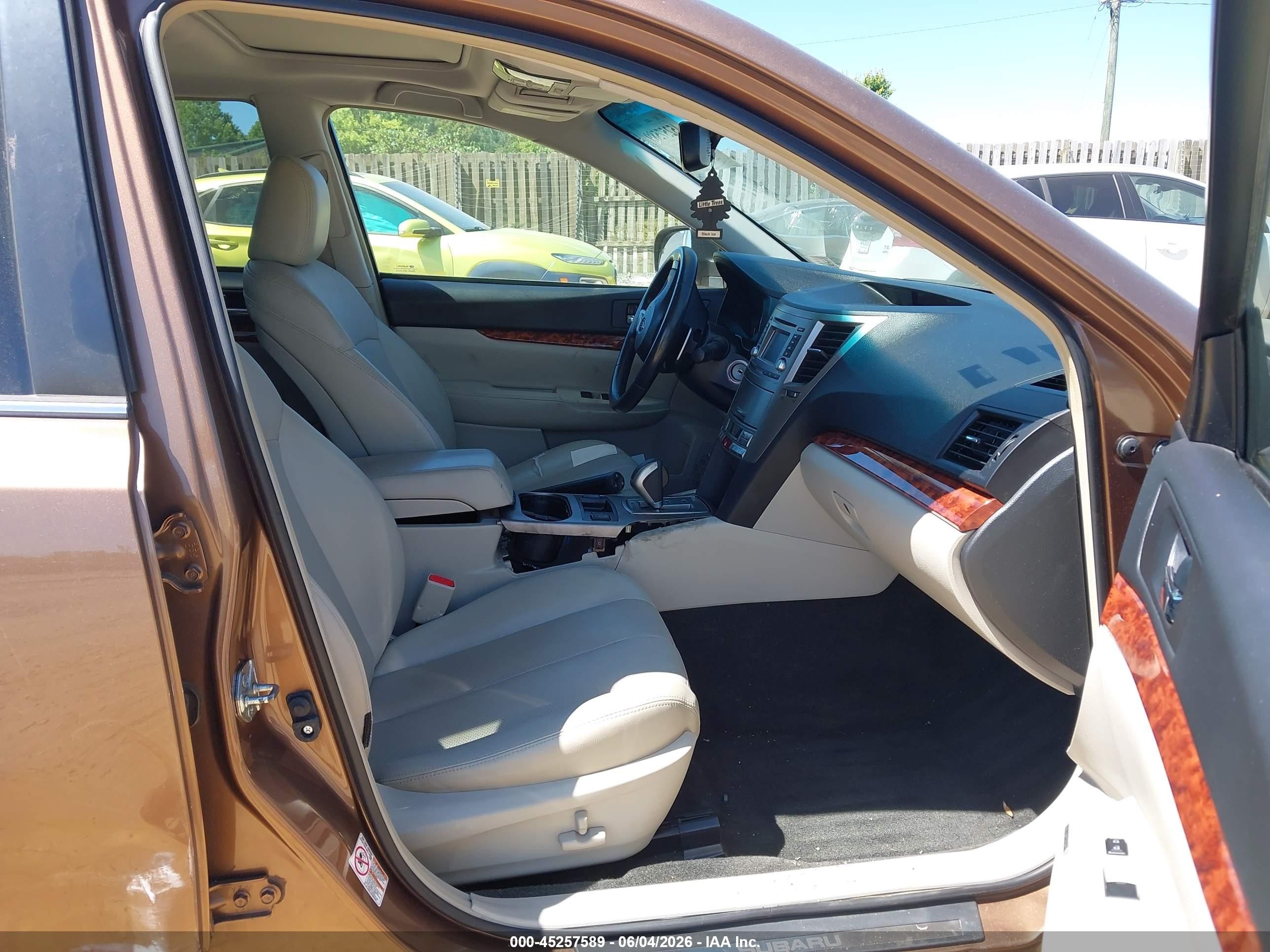 2012 Subaru Outback 3.6r Limited Brown vin: 4S4BRDKCXC2290040