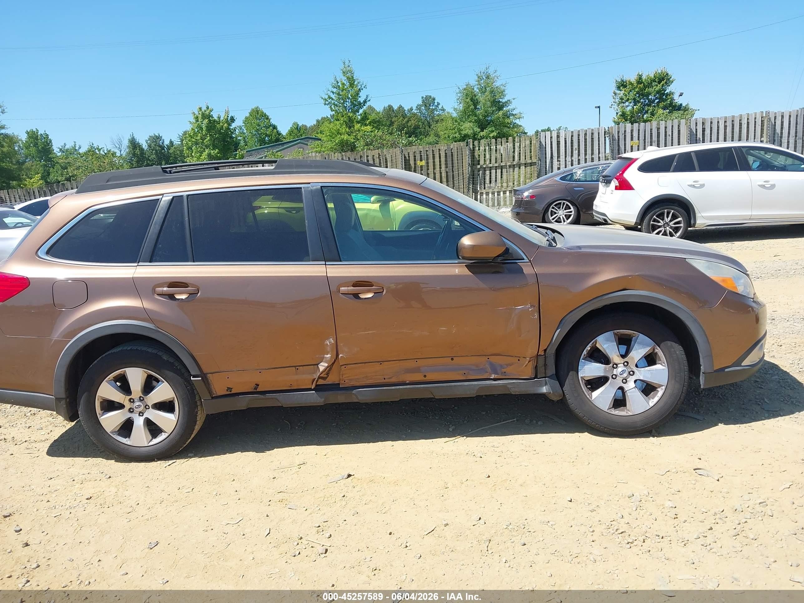 2012 Subaru Outback 3.6r Limited Brown vin: 4S4BRDKCXC2290040