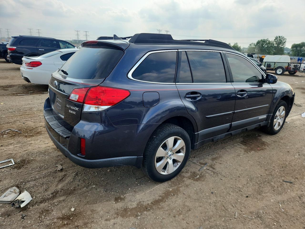 2011 Subaru Outback 3.6r Limited Blue vin: 4S4BRDLC0B2435485