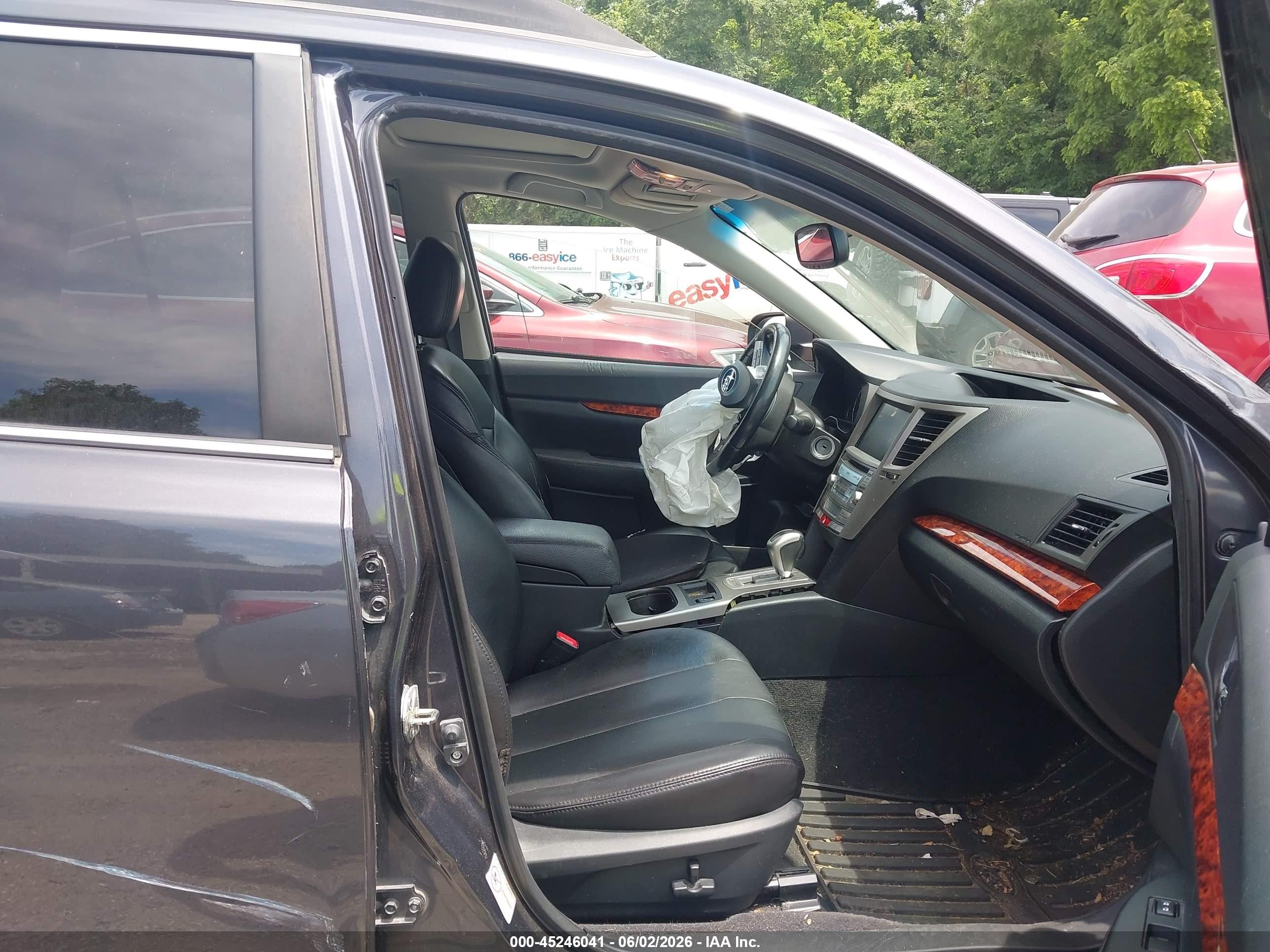 2011 Subaru Outback 3.6r Limited Black vin: 4S4BRDLC1B2368153