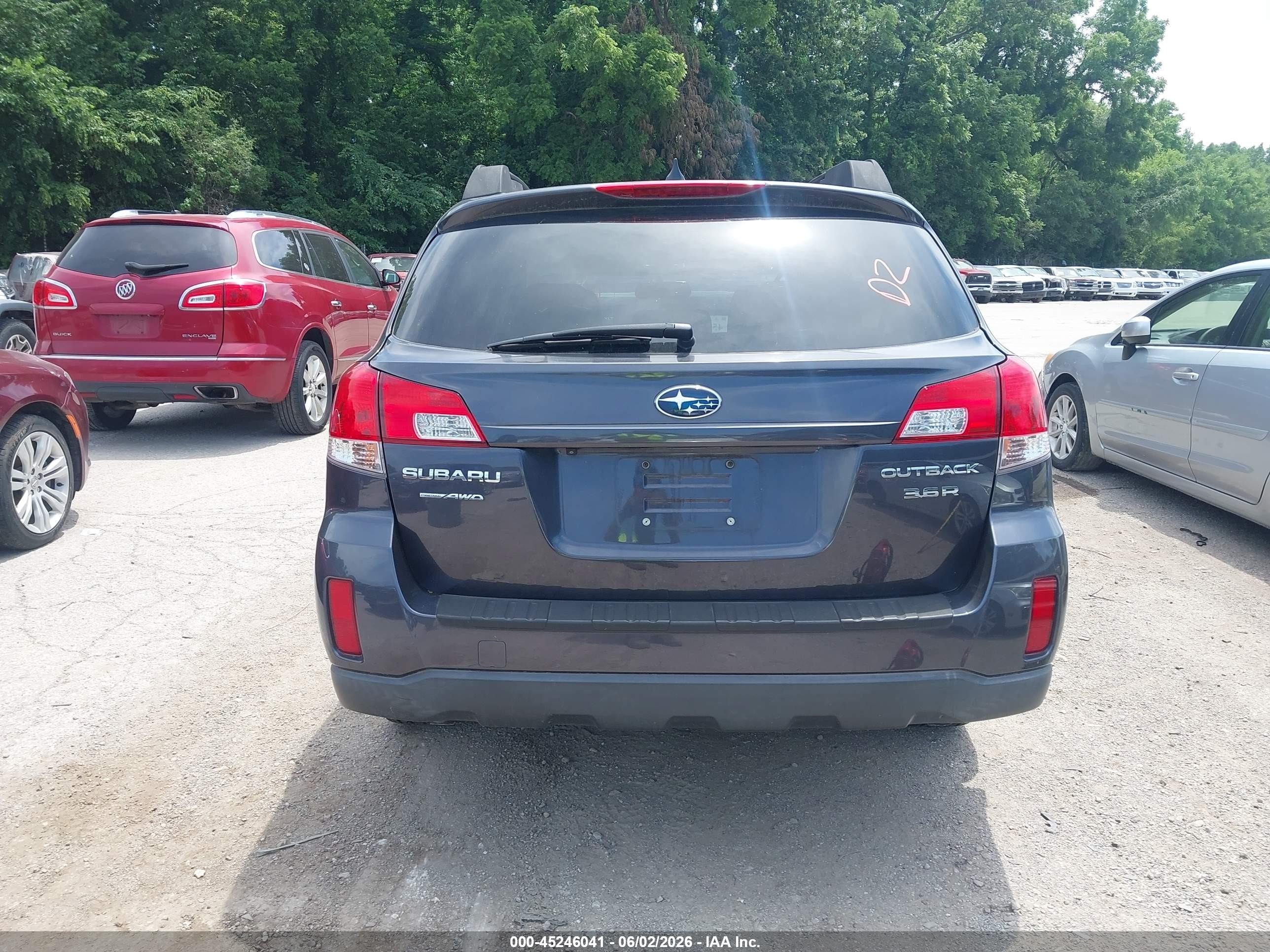 2011 Subaru Outback 3.6r Limited Black vin: 4S4BRDLC1B2368153