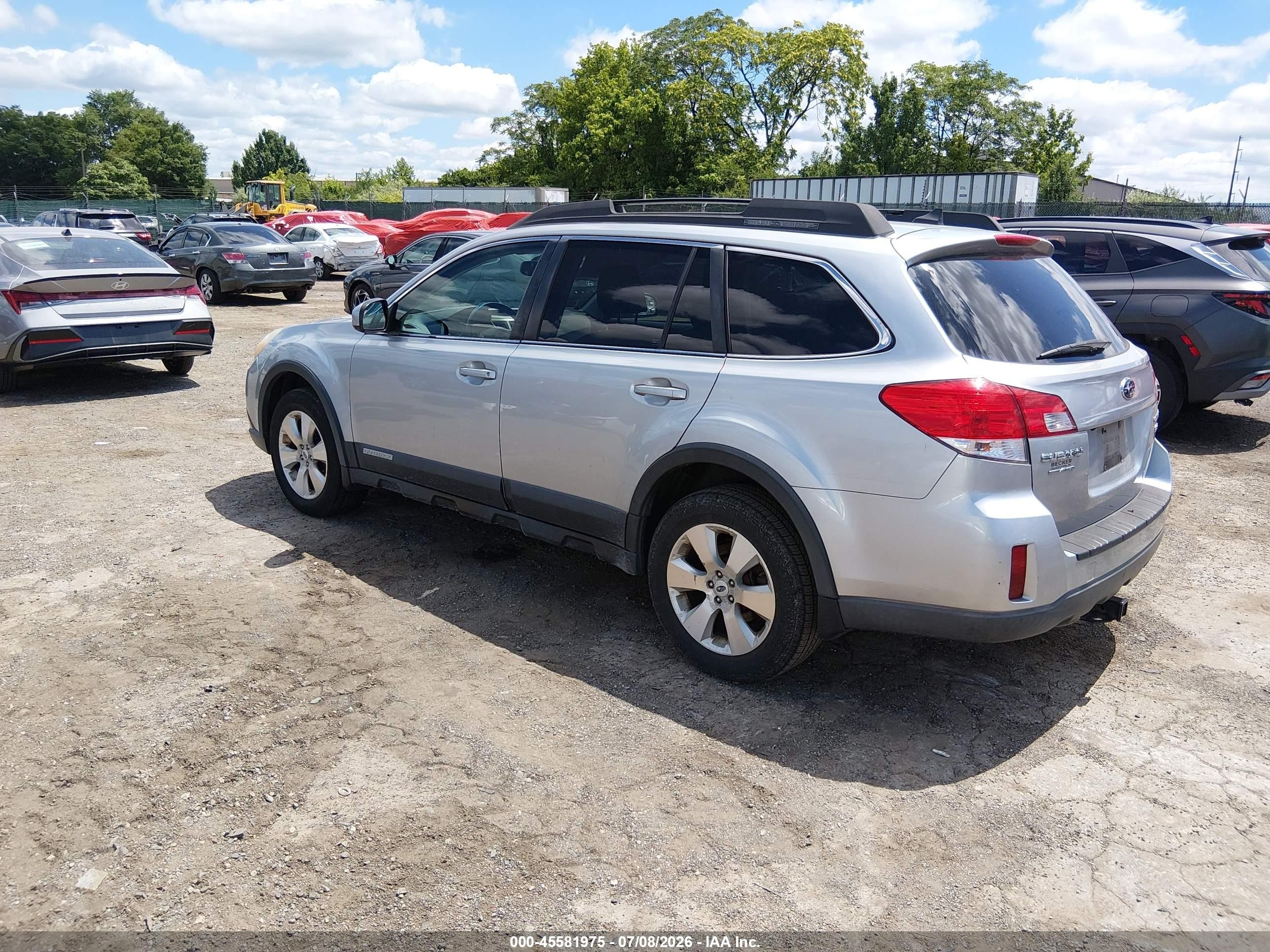 2012 Subaru Outback 3.6r Limited Silver vin: 4S4BRDLC1C2212728