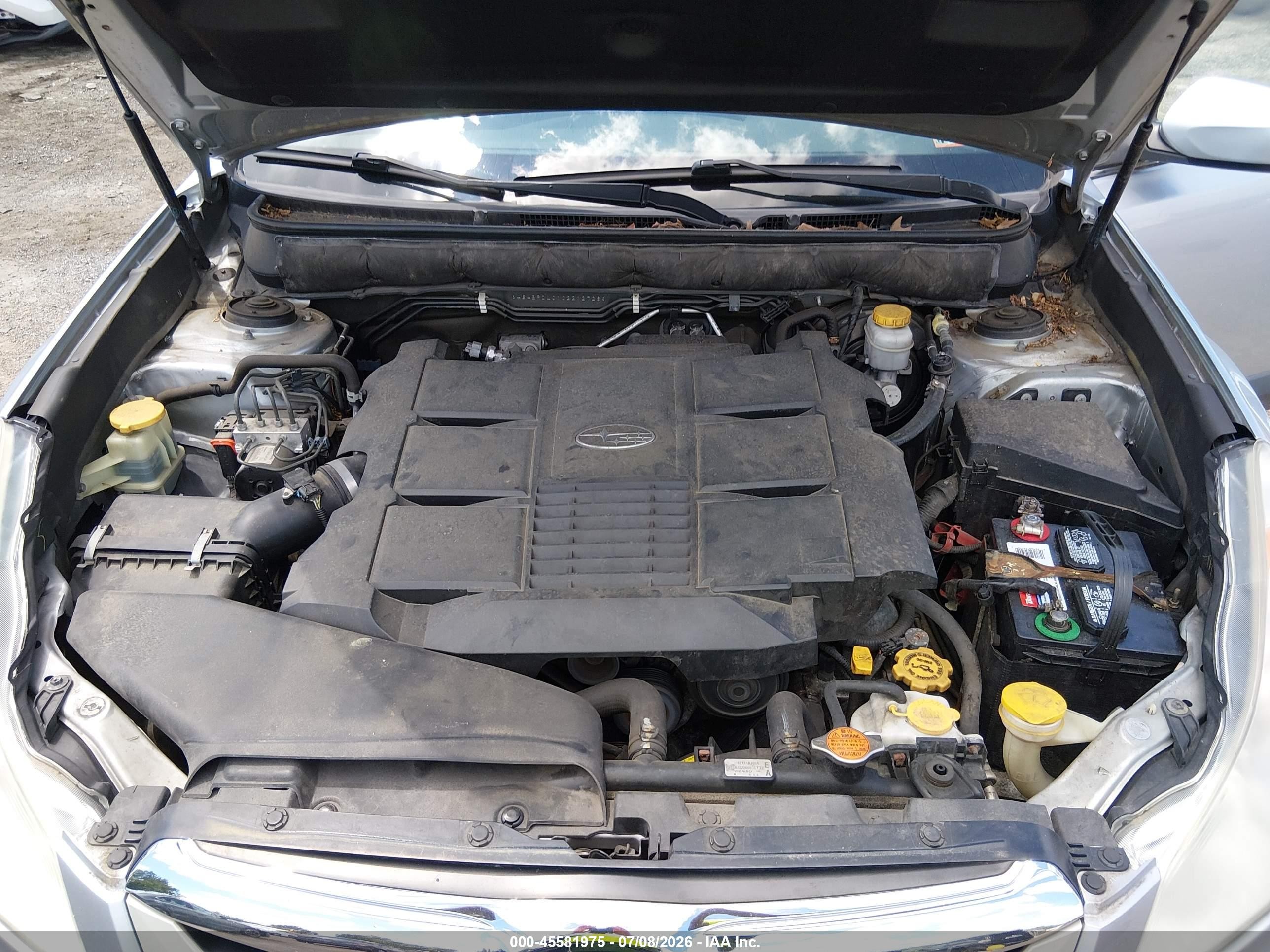 2012 Subaru Outback 3.6r Limited Silver vin: 4S4BRDLC1C2212728