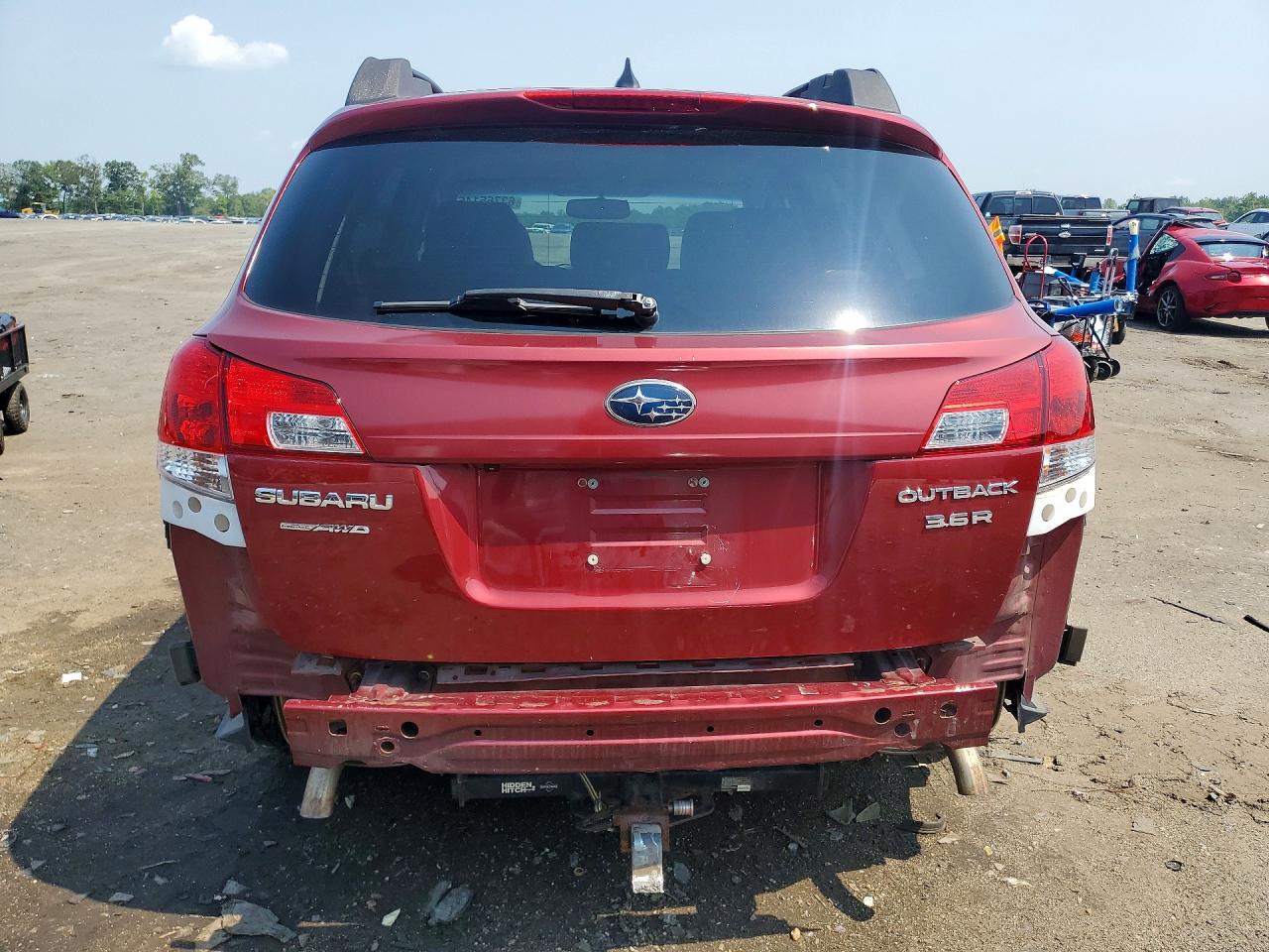 2013 Subaru Outback 3.6r Limited Red vin: 4S4BRDLC1D2300485
