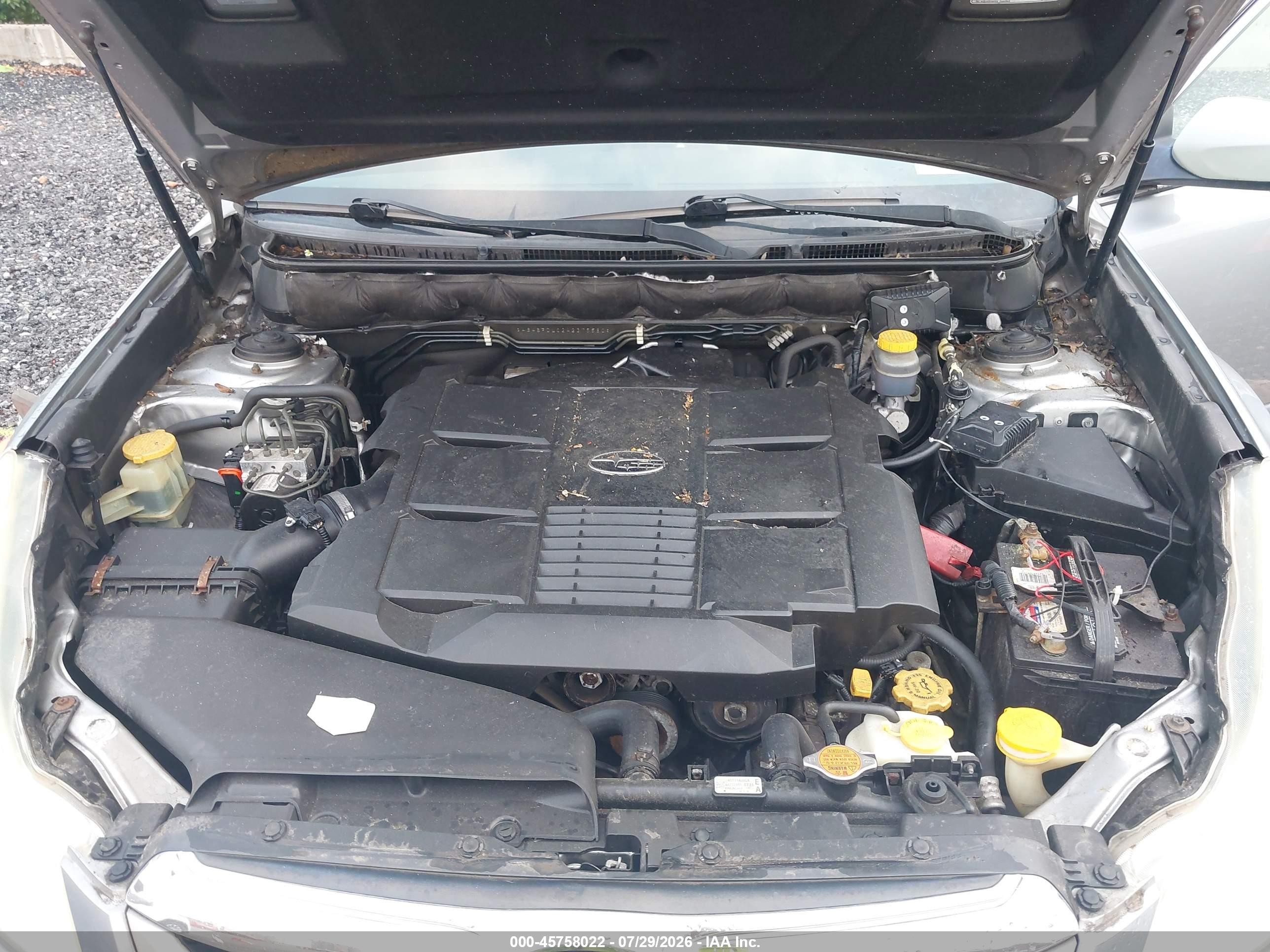 2010 Subaru Outback 3.6r Limited Серебряный vin: 4S4BRDLC2A2375580