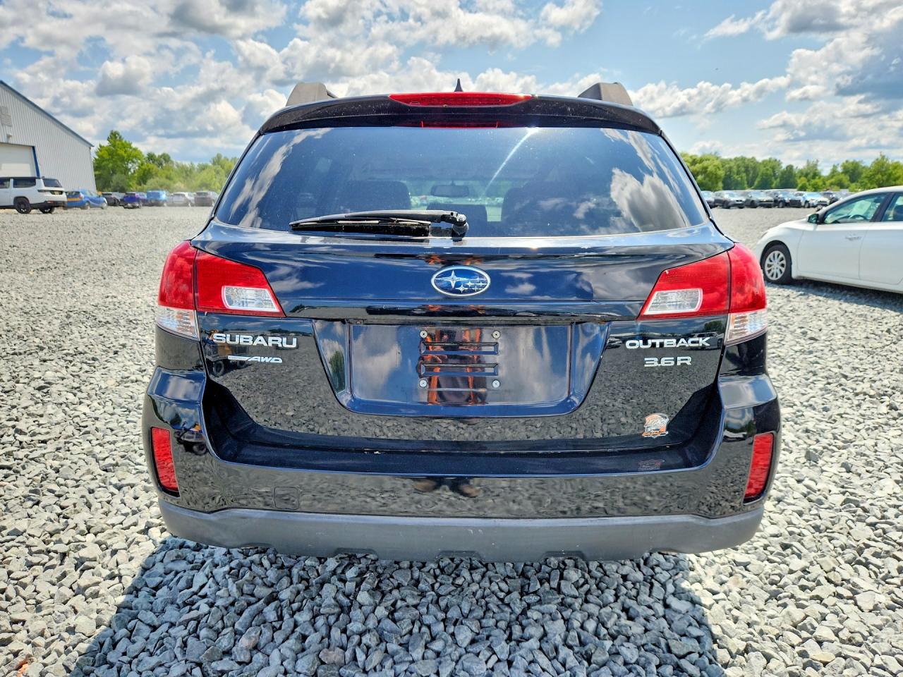 2011 Subaru Outback 3.6r Limited Black vin: 4S4BRDLC2B2362975