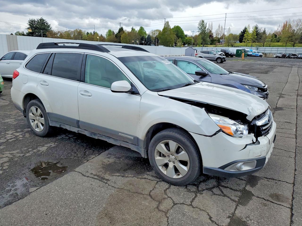 2011 Subaru Outback 3.6r Limited Белый vin: 4S4BRDLC3B2359227