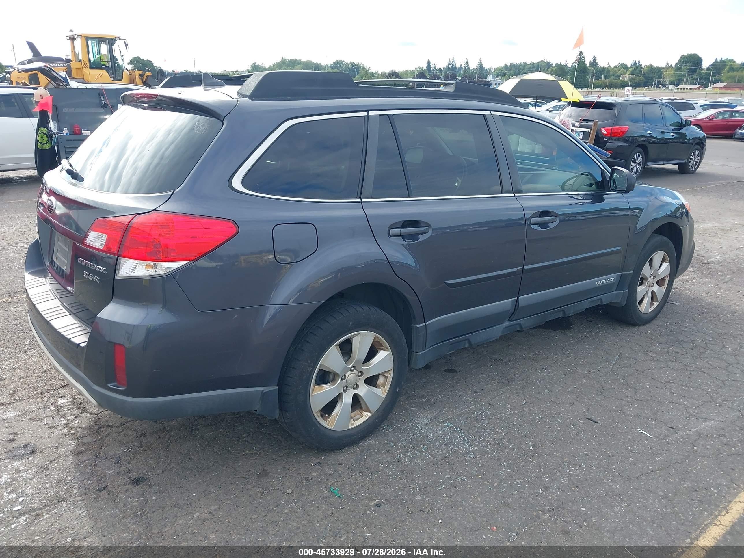 2013 Subaru Outback 3.6r Limited Серый vin: 4S4BRDLC3D2234957