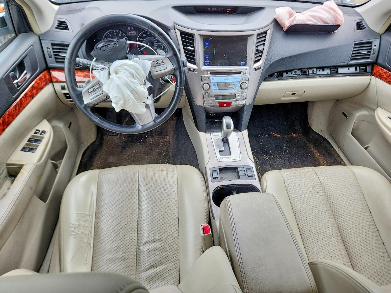 2011 Subaru Outback 3.6r Limited White vin: 4S4BRDLC4B2435649