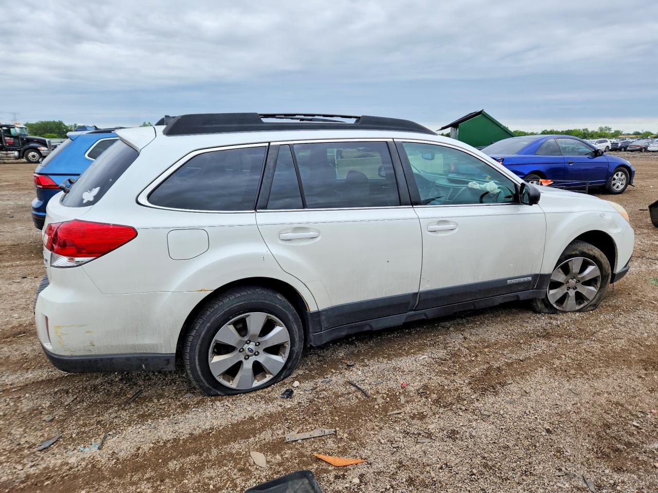 2011 Subaru Outback 3.6r Limited White vin: 4S4BRDLC4B2435649