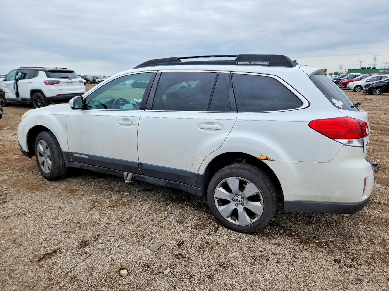 2011 Subaru Outback 3.6r Limited White vin: 4S4BRDLC4B2435649