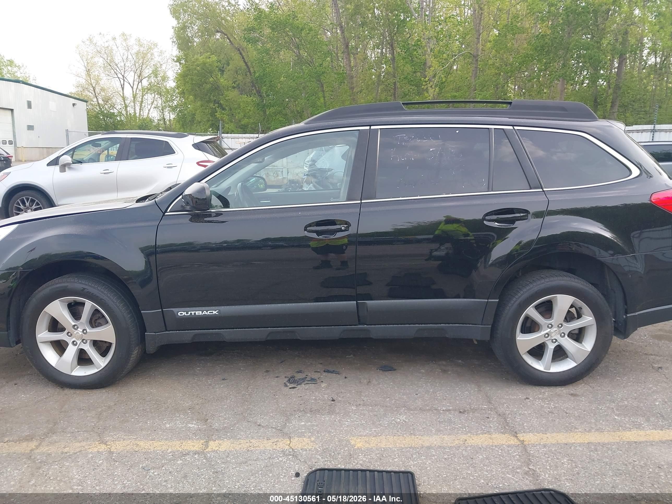 2014 Subaru Outback 3.6r Limited Черный vin: 4S4BRDLC4E2214685