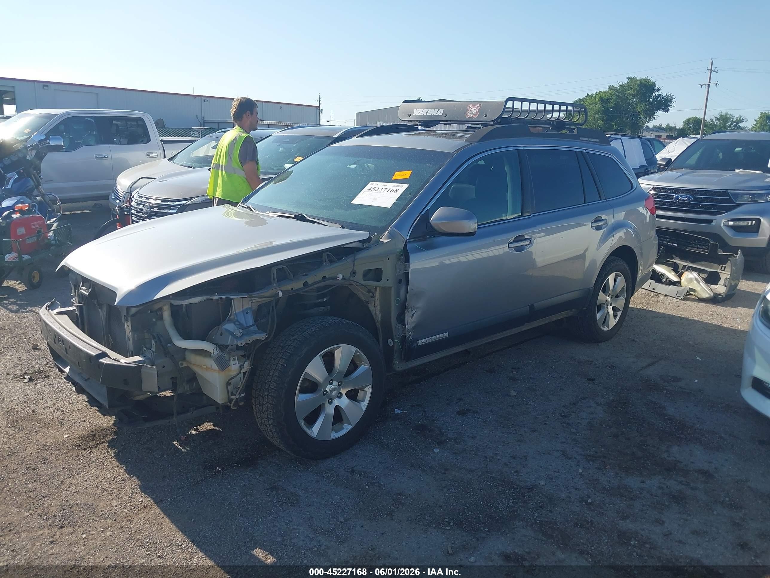 2011 Subaru Outback 3.6r Limited Gray vin: 4S4BRDLC5B2337374