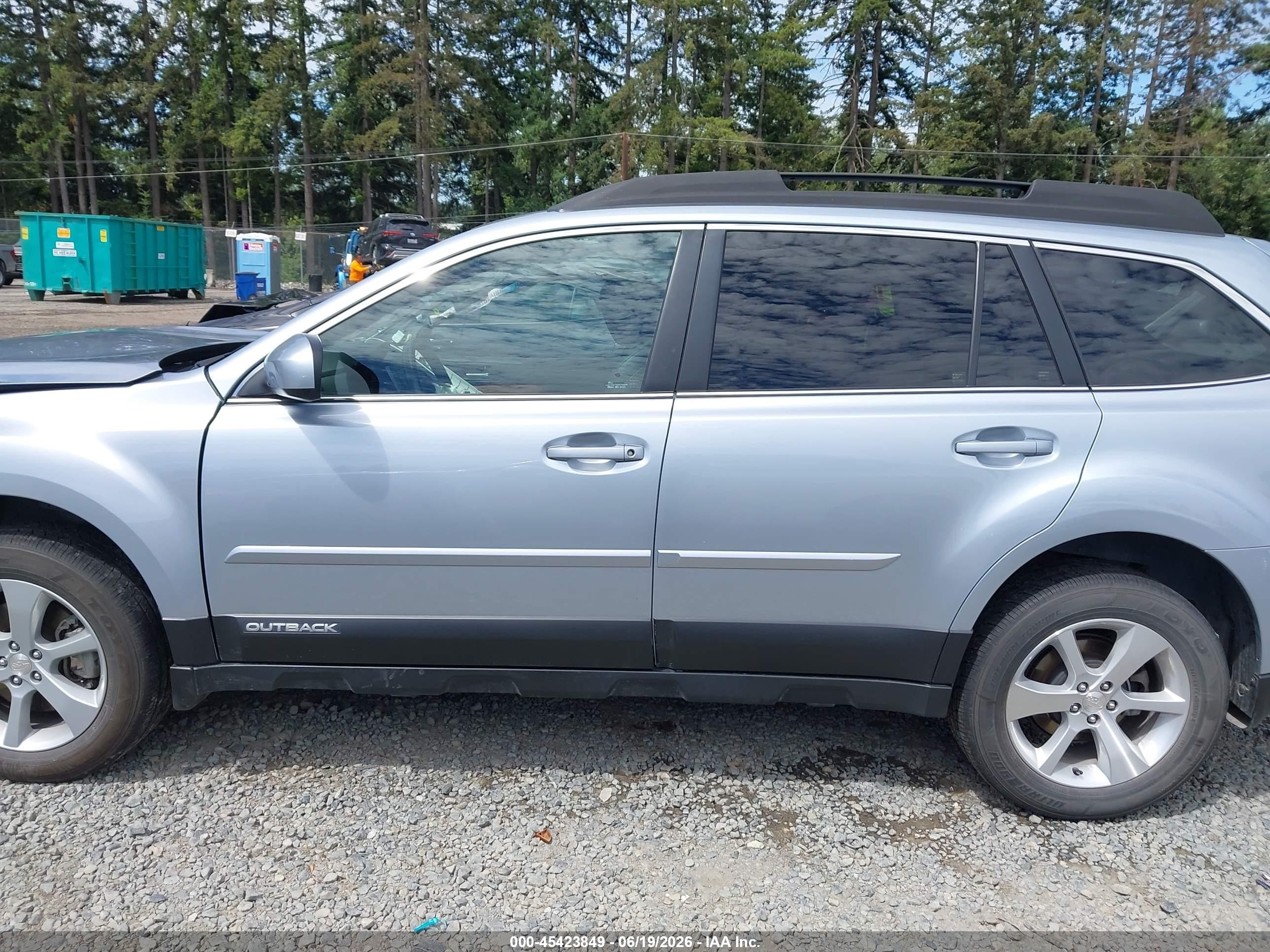 2014 Subaru Outback 3.6r Limited Light Blue vin: 4S4BRDLC5E2294384