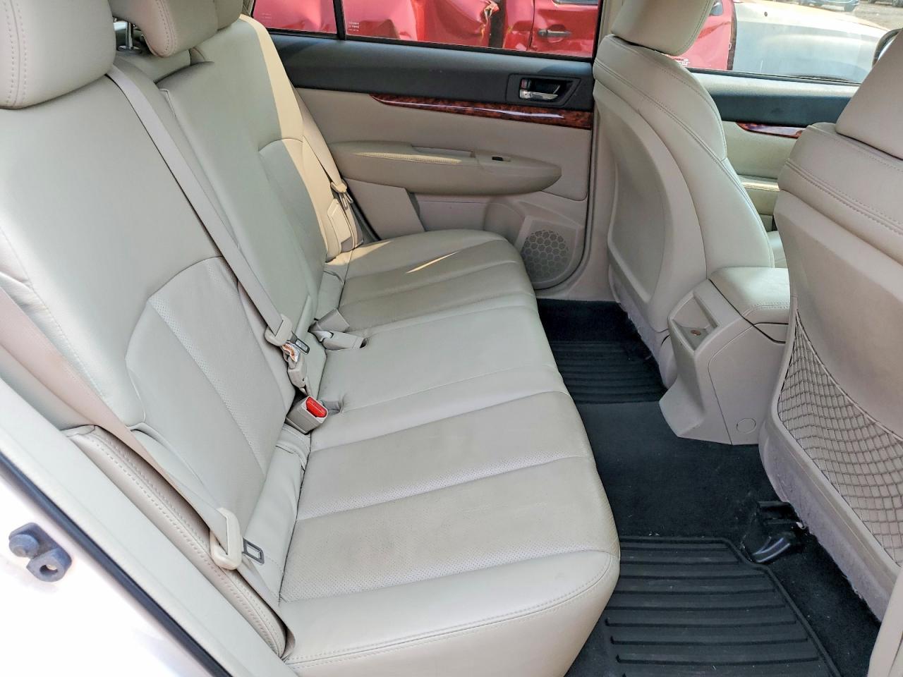 2011 Subaru Outback 3.6r Limited White vin: 4S4BRDLC8B2323100