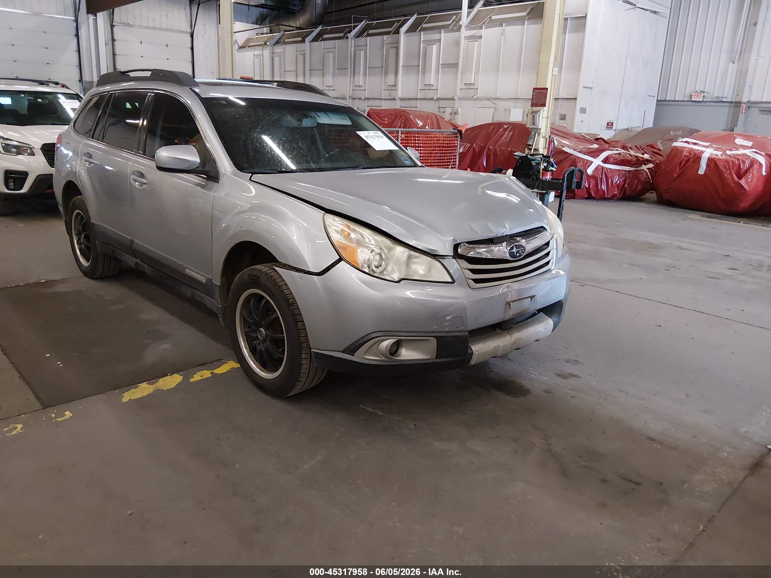 2012 Subaru Outback 3.6r Limited Silver vin: 4S4BRDLC8C2219868