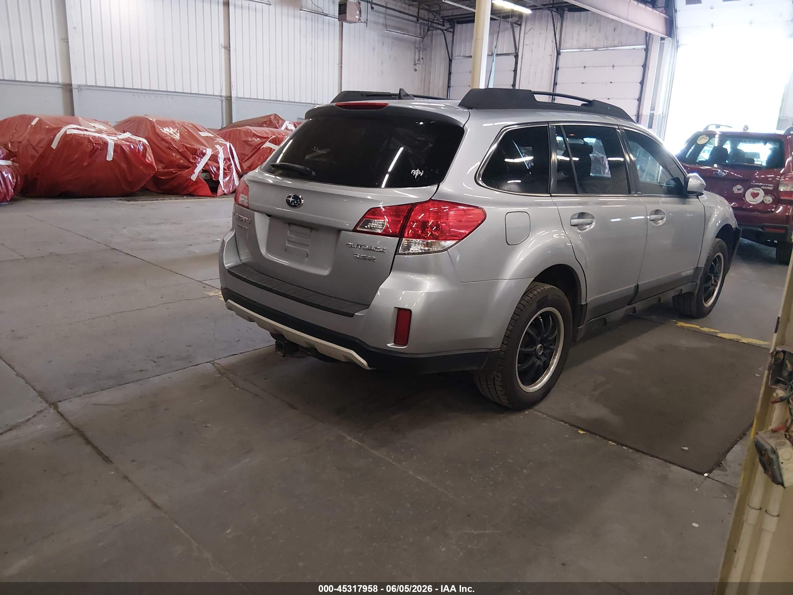 2012 Subaru Outback 3.6r Limited Silver vin: 4S4BRDLC8C2219868