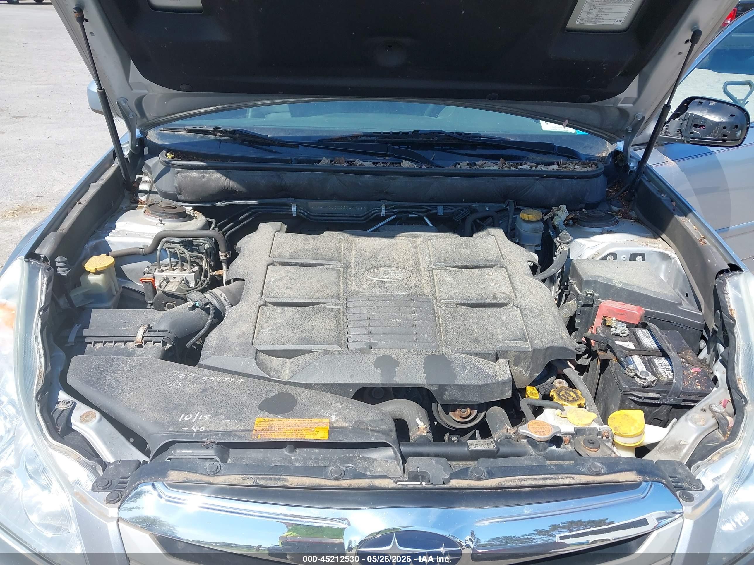 2012 Subaru Outback 3.6r Limited Silver vin: 4S4BRDLCXC2249342
