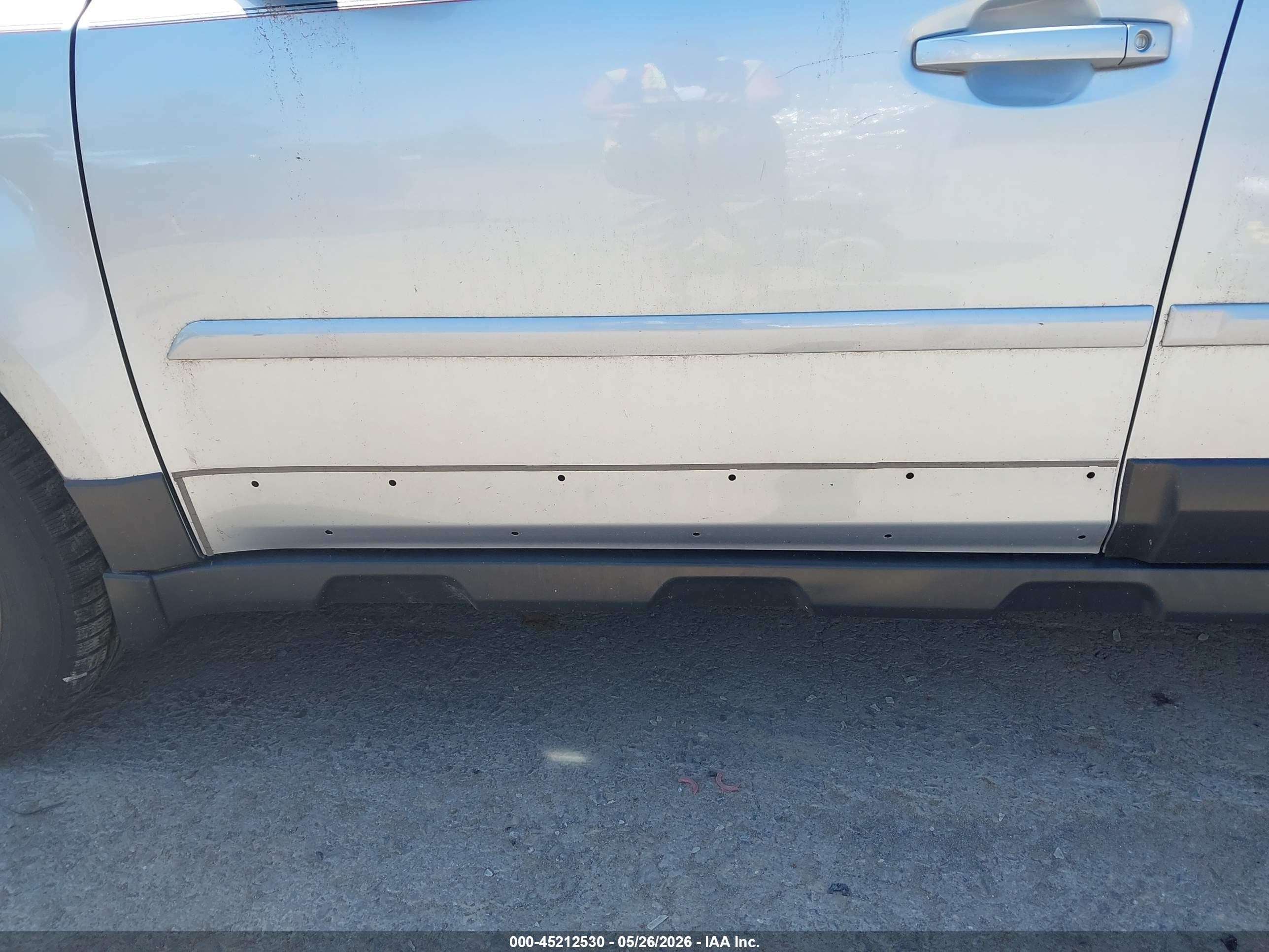 2012 Subaru Outback 3.6r Limited Silver vin: 4S4BRDLCXC2249342