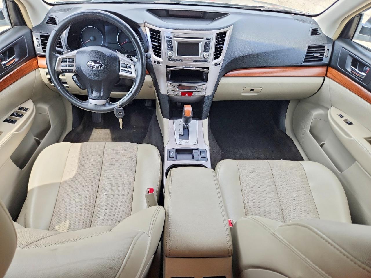2014 Subaru Outback 3.6r Limited Silver vin: 4S4BRDLCXE2325533