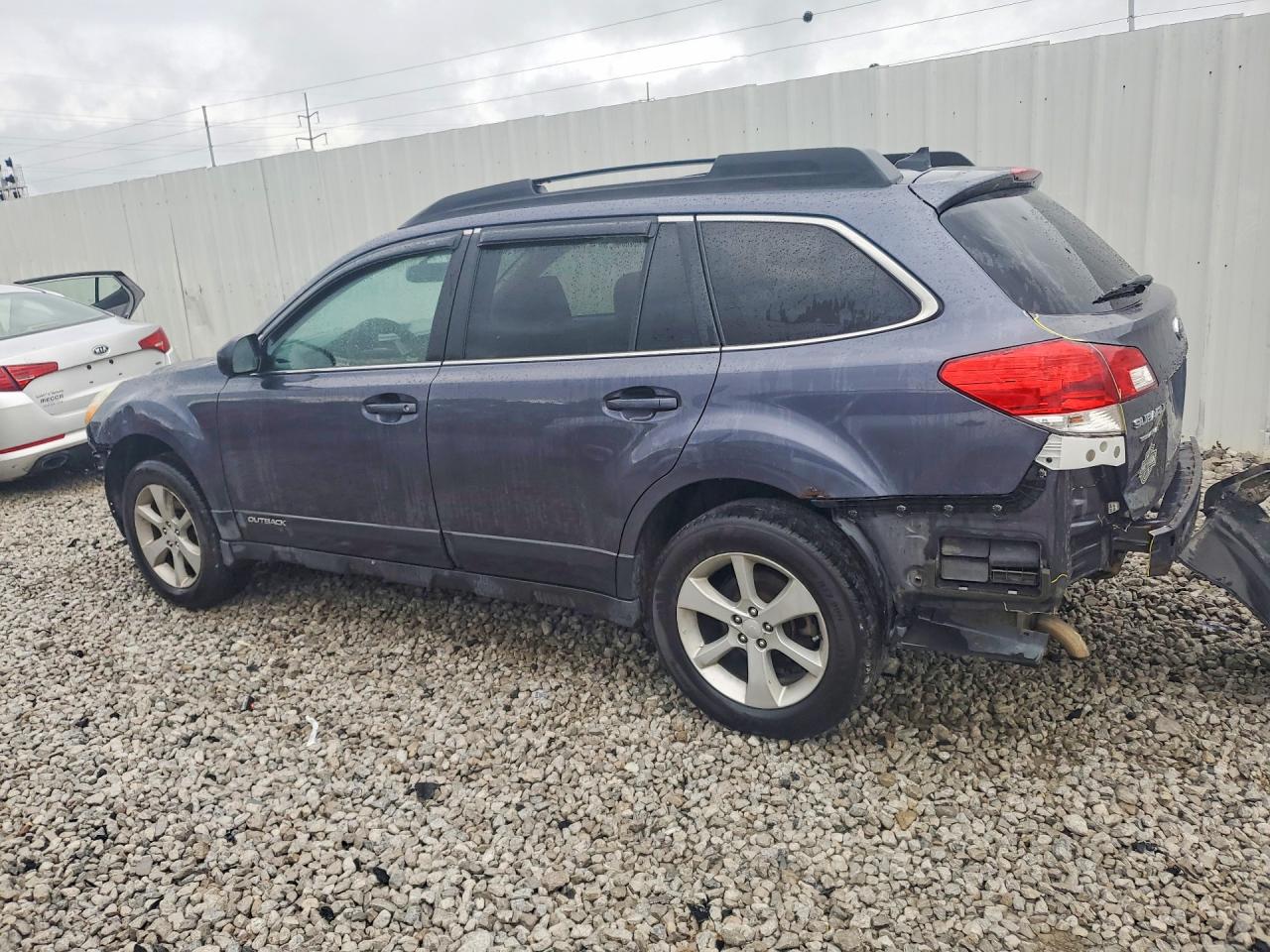 2014 Subaru Outback 3.6r Limited Gray vin: 4S4BRDMC1E2205697