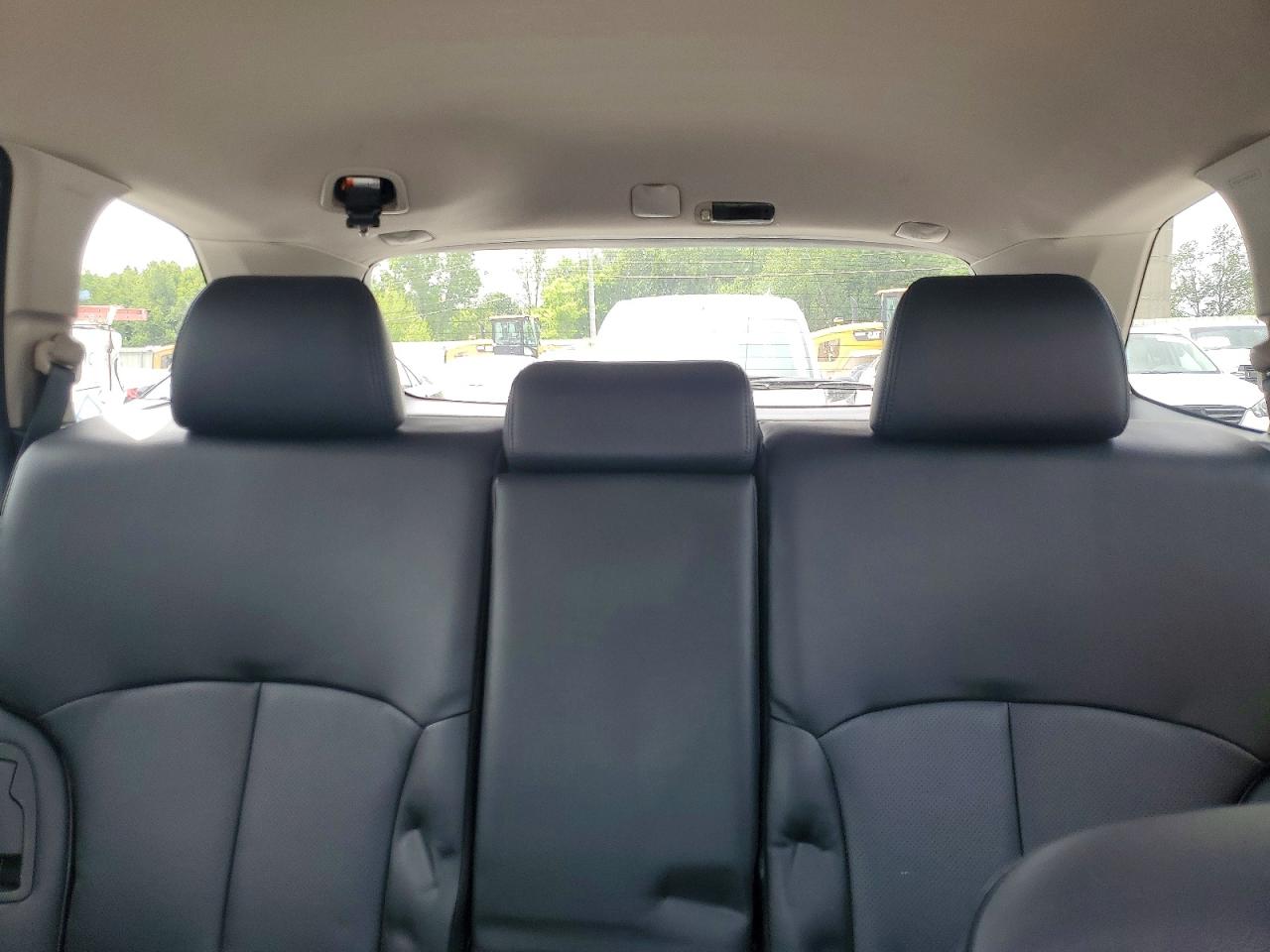 2014 Subaru Outback 3.6r Limited Blue vin: 4S4BRDMC6E2209549
