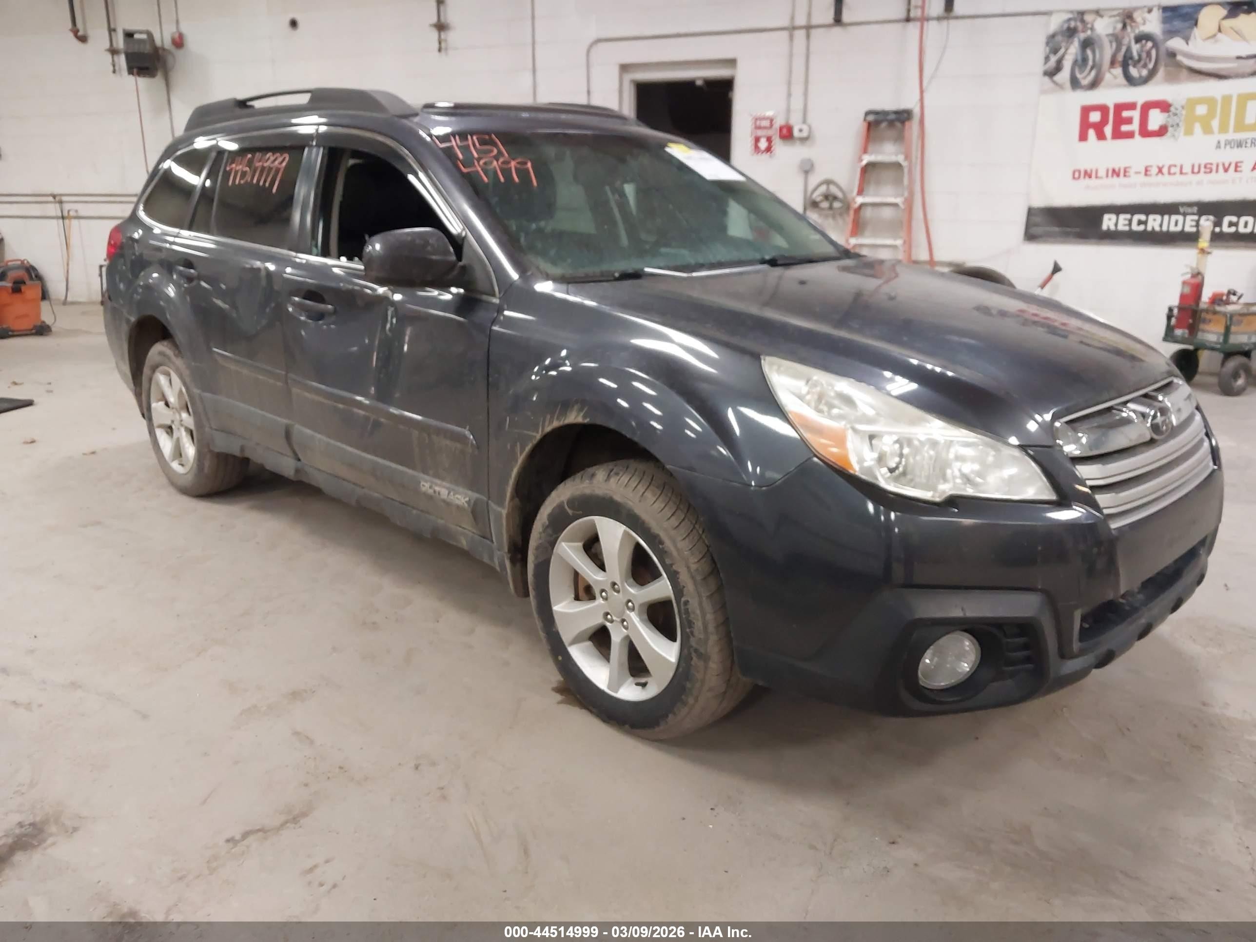 2013 Subaru Outback 3.6r Limited Blue vin: 4S4BRDPC6D2214261