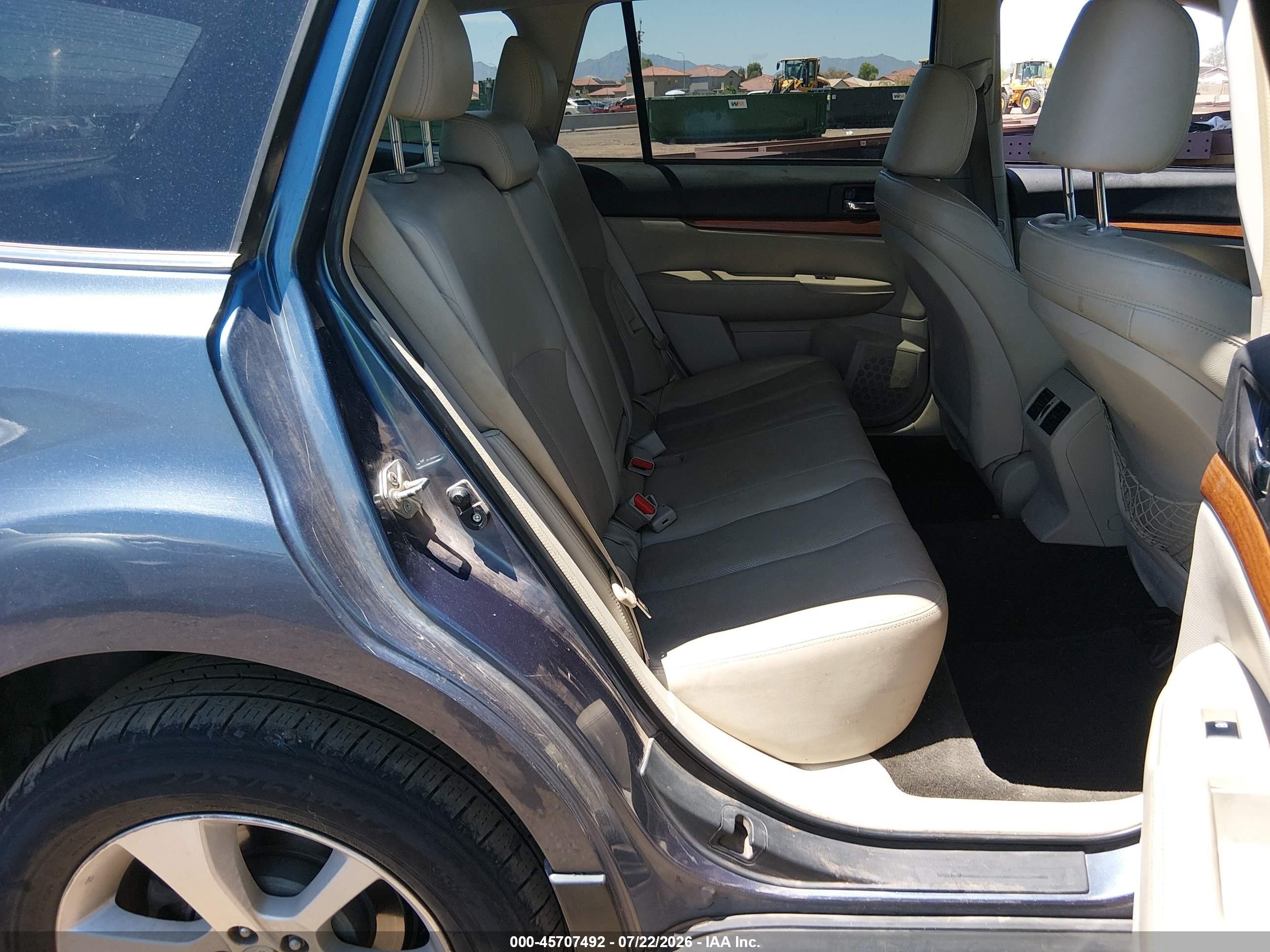 2013 Subaru Outback 3.6r Limited Blue vin: 4S4BRDPC7D2316359