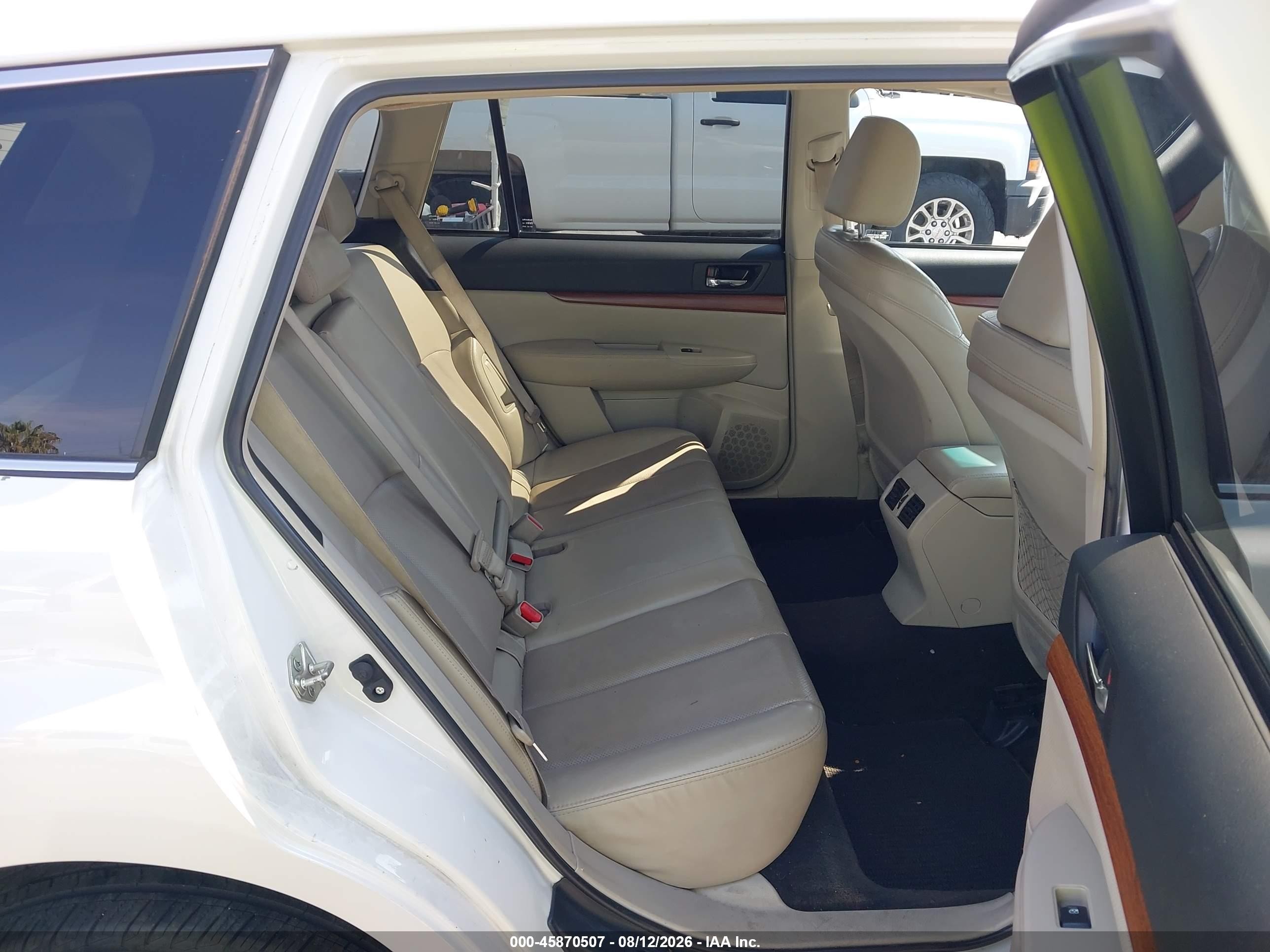 2013 Subaru Outback 3.6r Limited Белый vin: 4S4BRDPC9D2237114