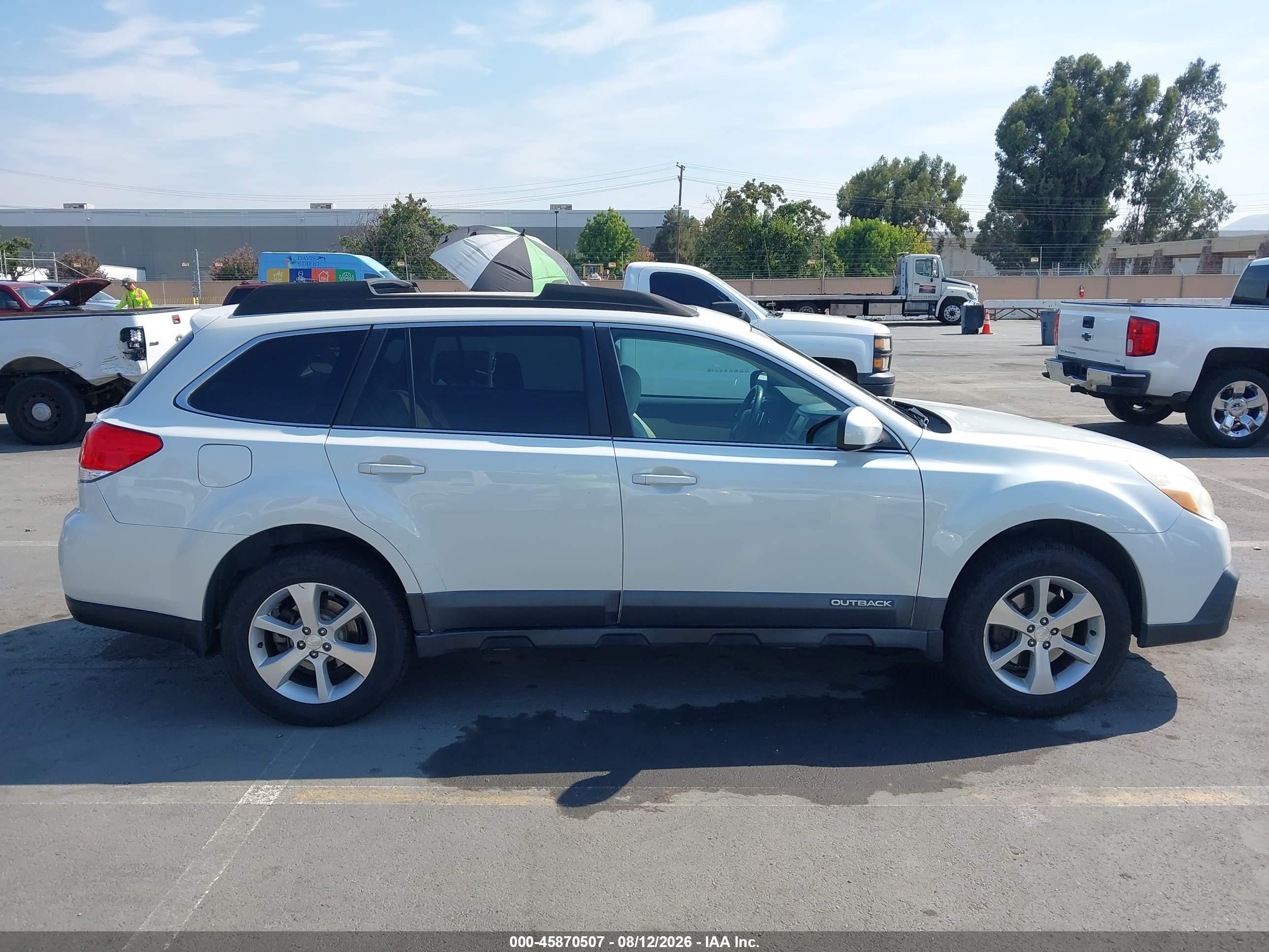 2013 Subaru Outback 3.6r Limited Белый vin: 4S4BRDPC9D2237114