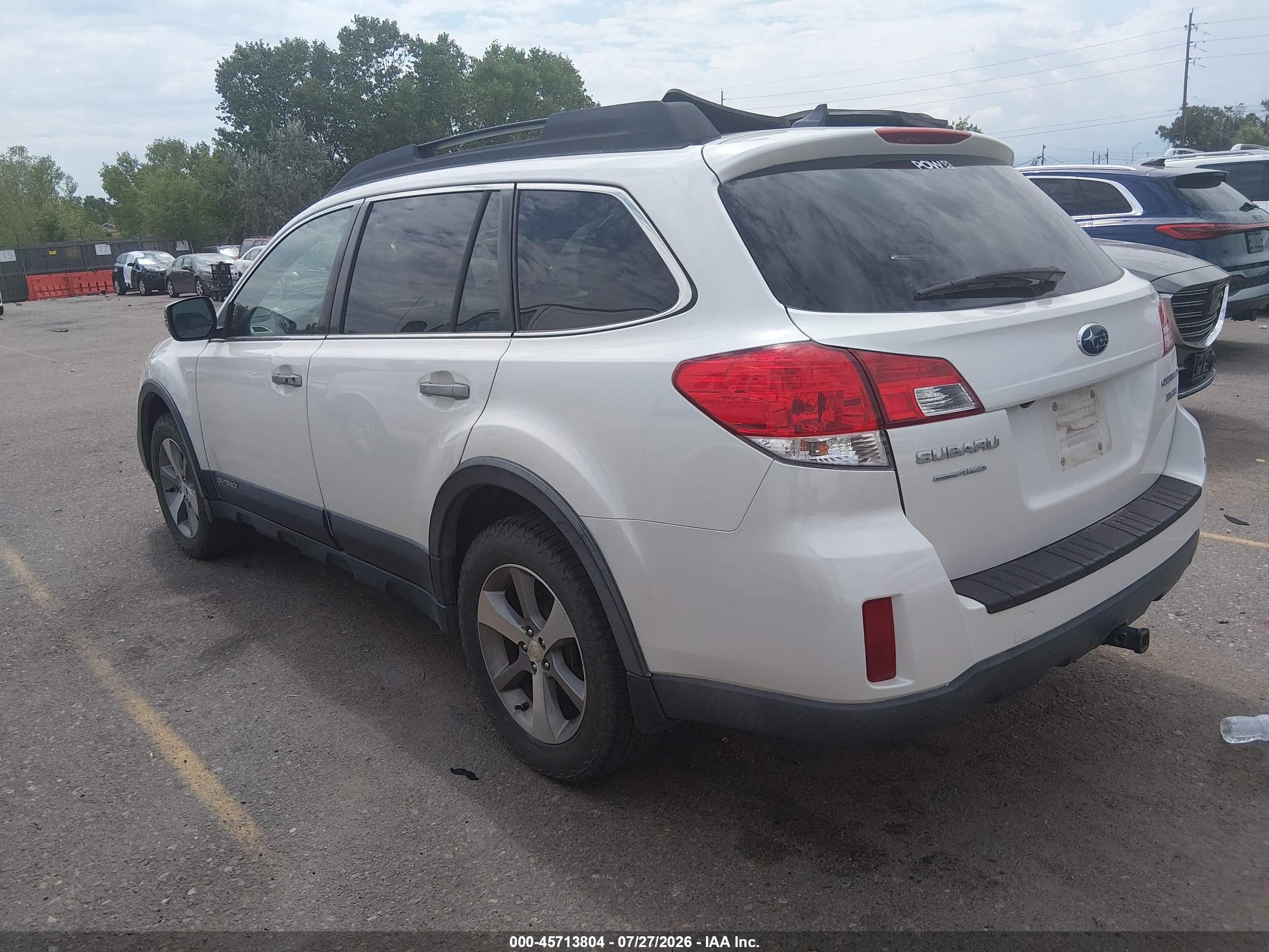 2014 Subaru Outback 3.6r Limited Белый vin: 4S4BRDPC9E2213820