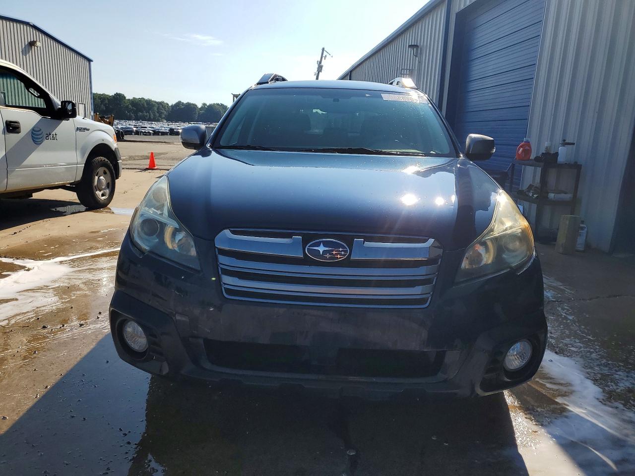2014 Subaru Outback 3.6r Limited Blue vin: 4S4BRDPC9E2281406