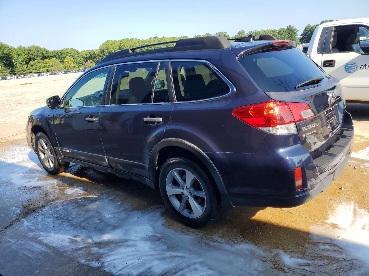 2014 Subaru Outback 3.6r Limited Blue vin: 4S4BRDPC9E2281406