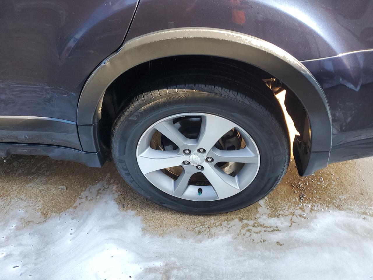 2014 Subaru Outback 3.6r Limited Blue vin: 4S4BRDPC9E2281406 Damage: Left Qtr Panel Cladding, Gouged, 1/2 To 1 Inch