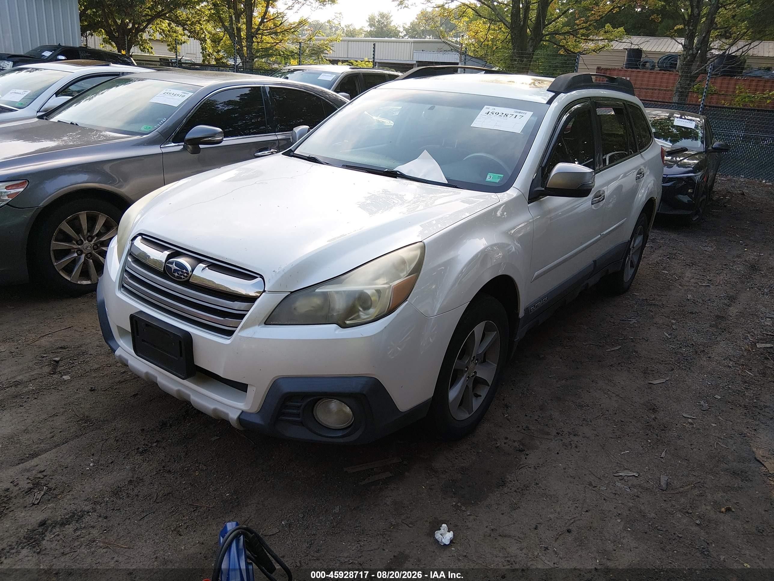 2013 Subaru Outback 3.6r Limited White vin: 4S4BRDSC3D2311781