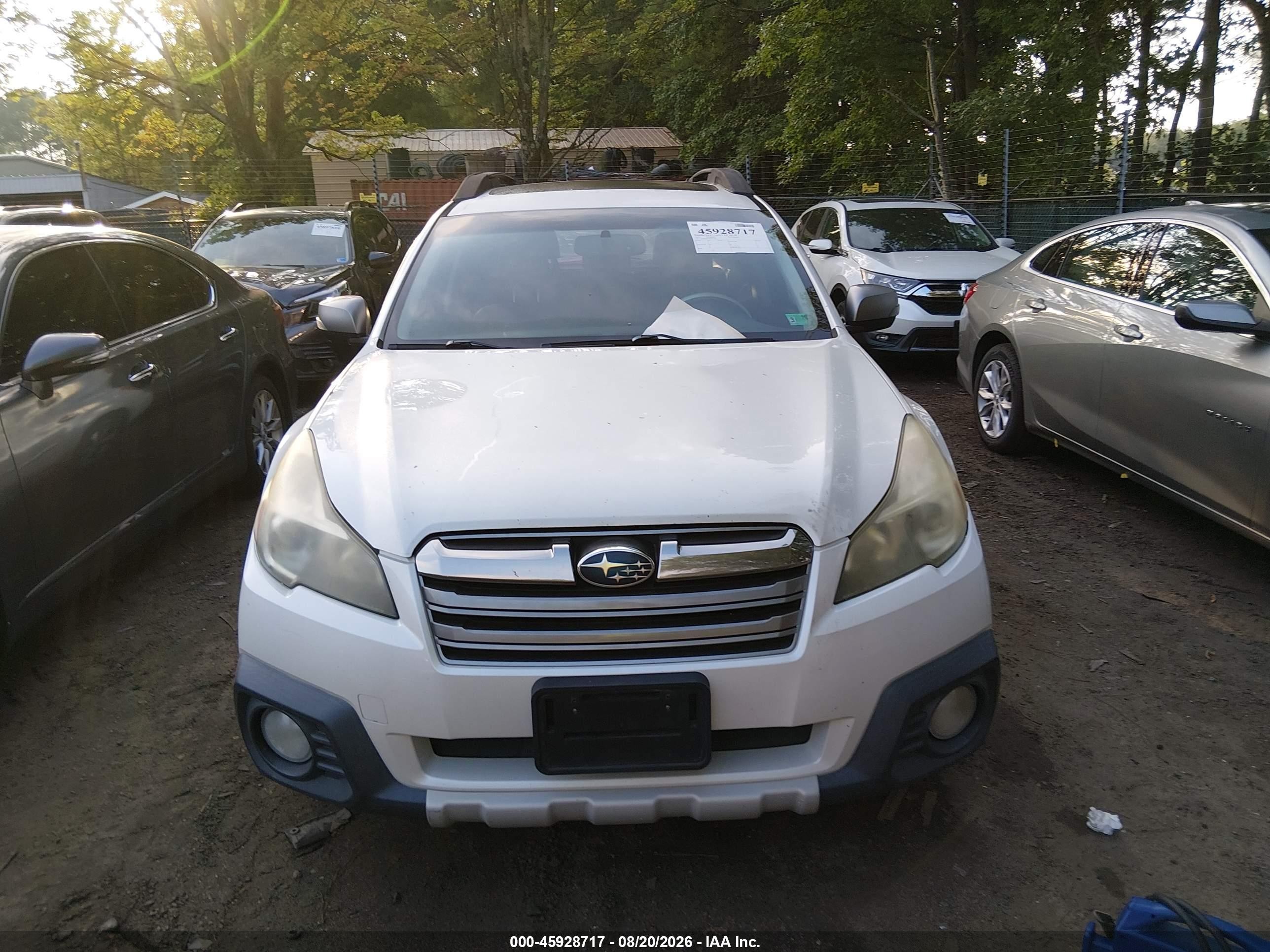 2013 Subaru Outback 3.6r Limited White vin: 4S4BRDSC3D2311781