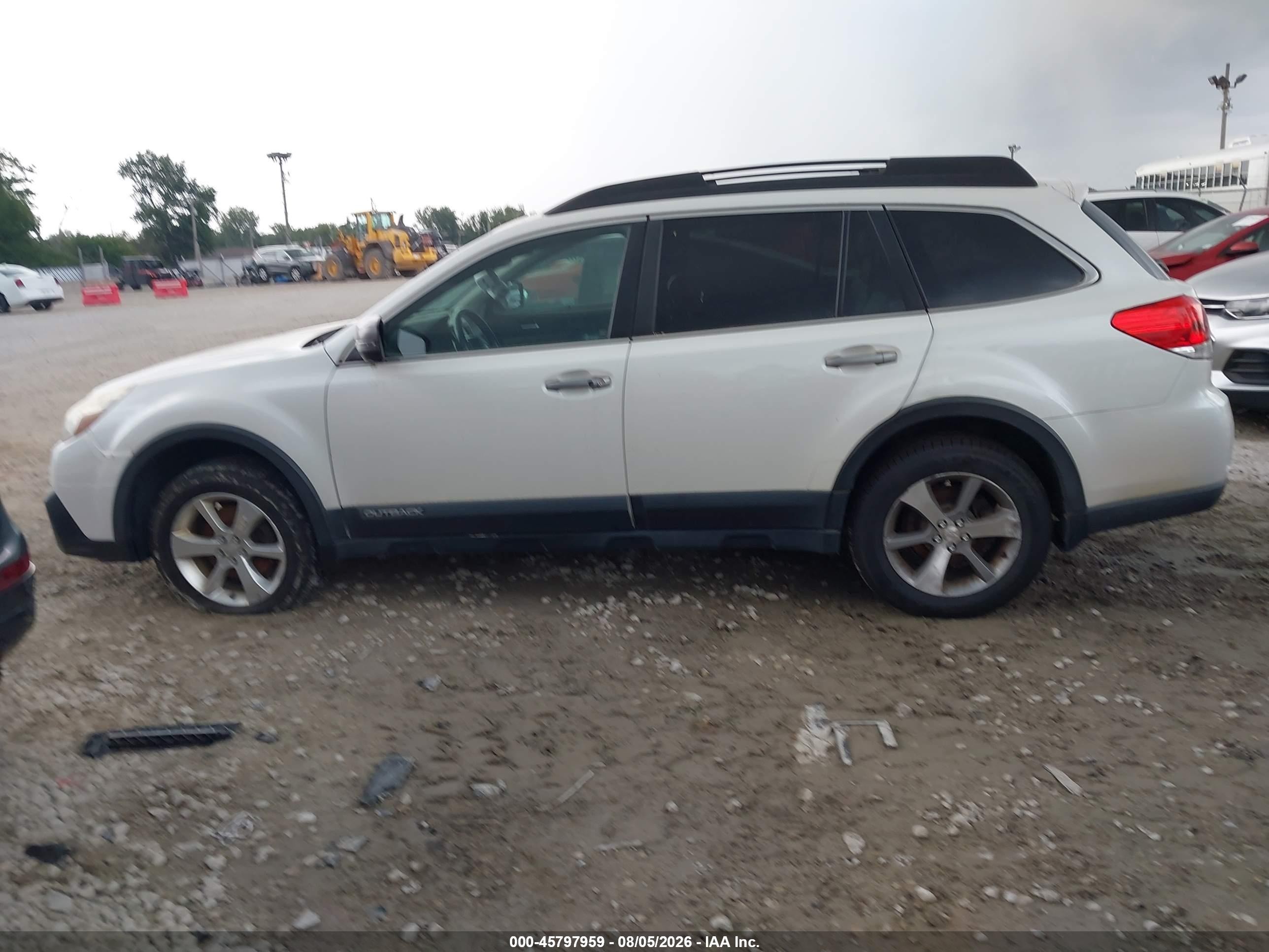 2013 Subaru Outback 3.6r Limited Белый vin: 4S4BRDSC4D2319842