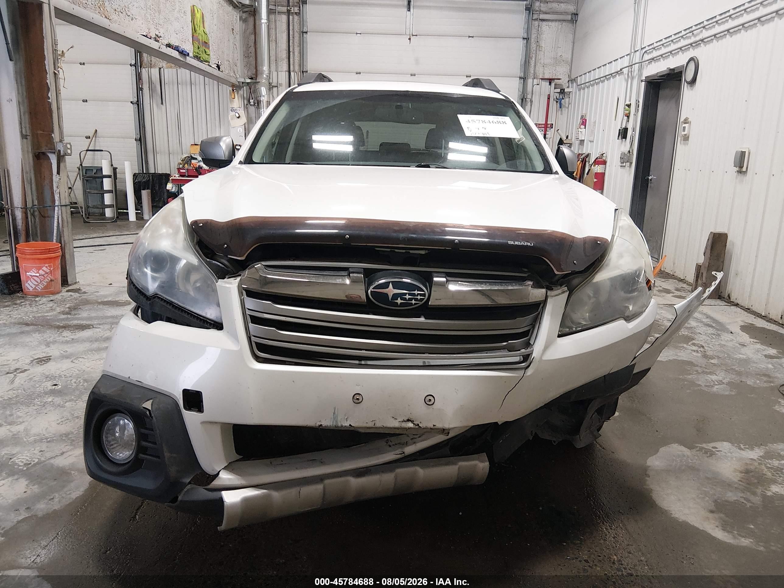 2013 Subaru Outback 3.6r Limited White vin: 4S4BRDSCXD2240045