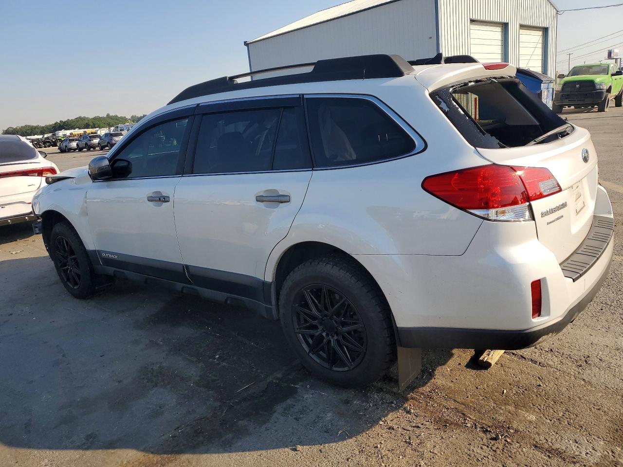 2013 Subaru Outback 3.6r Limited White vin: 4S4BRDSCXD2292534