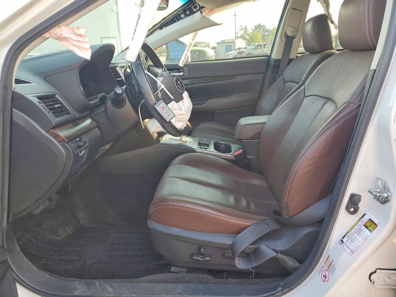 2013 Subaru Outback 3.6r Limited White vin: 4S4BRDSCXD2292534