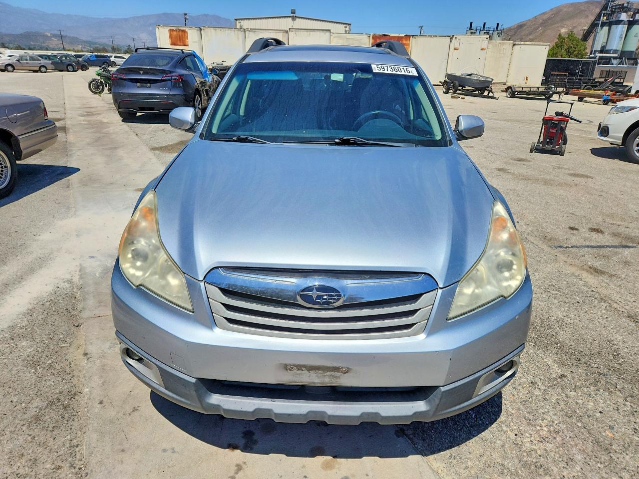 2012 Subaru Outback 3.6r Premium Серебряный vin: 4S4BREHCXC2263532